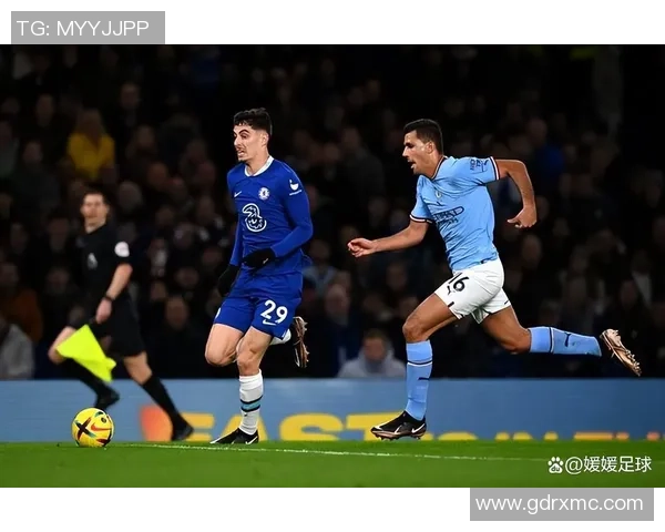 世界杯精彩对决：多特蒙德与切尔西激战成平局神扑瞬间引发全场狂欢